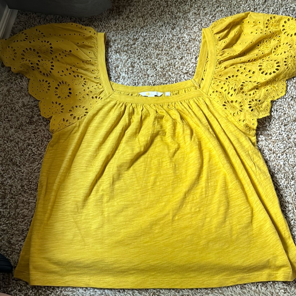 Mustard Yellow Lace Flutter sleeve shirt size 8